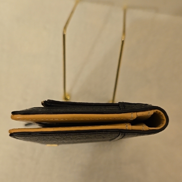 Kate Spade Black Wallet - Picture 4 of 15